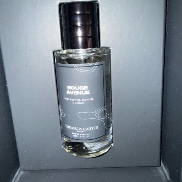 Thomson Carter Rouge Avenue Eau de Parfum - Picture 4 of 5